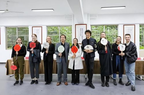 武汉工程科技学院举办国际文化节,与北美艺术家开展文艺交流活动