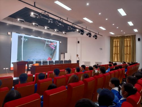 人文与艺术设计系团总支消防专题讲座与演练及文化艺术交流活动策划